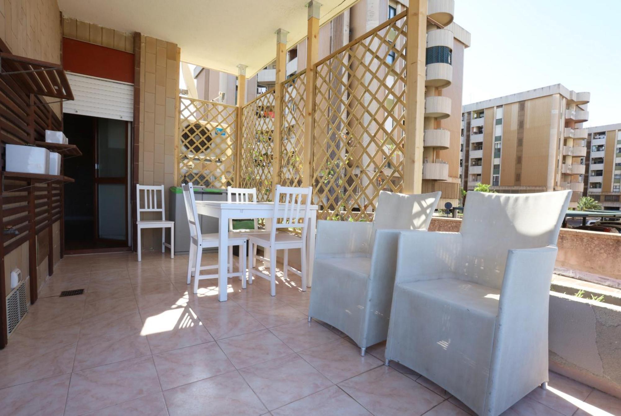 Appartamento Jitaku Maine Cagliari Esterno foto